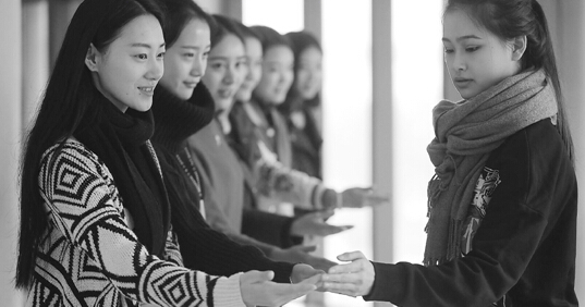 备战世界互联网大会乌镇峰会 志愿者人数比去年多一倍 备战世界互联网大会乌镇峰会 志愿者人数比去年多一倍