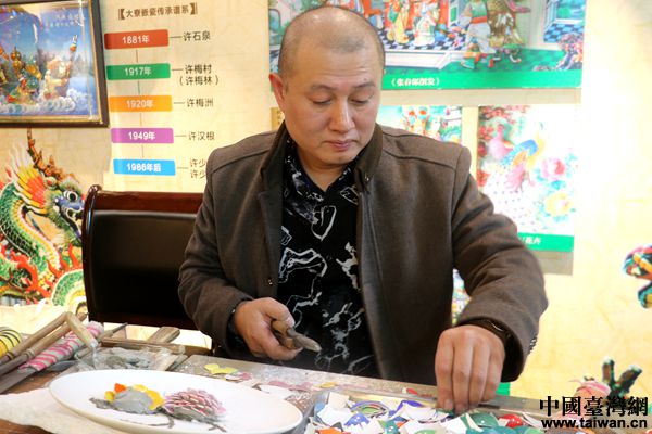 【网络媒体走转改】传承老辈技艺 弘扬工匠精神 【网络媒体走转改】传承老辈技艺 弘扬工匠精神