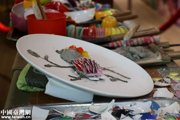 【网络媒体走转改】传承老辈技艺 弘扬工匠精神 【网络媒体走转改】传承老辈技艺 弘扬工匠精神