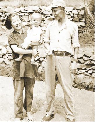 吕正操将军与家人