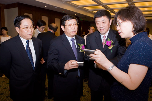 2��ϯ������ʽ���쵼��ϸ�˽����ֳֵ��ӵĹ���