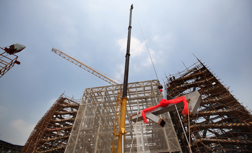 �Ϻ���������ҵ����ݸֽṹ�ⶥ