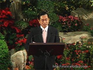 陈水扁接受CNN专访为机要费案辩解(组图)