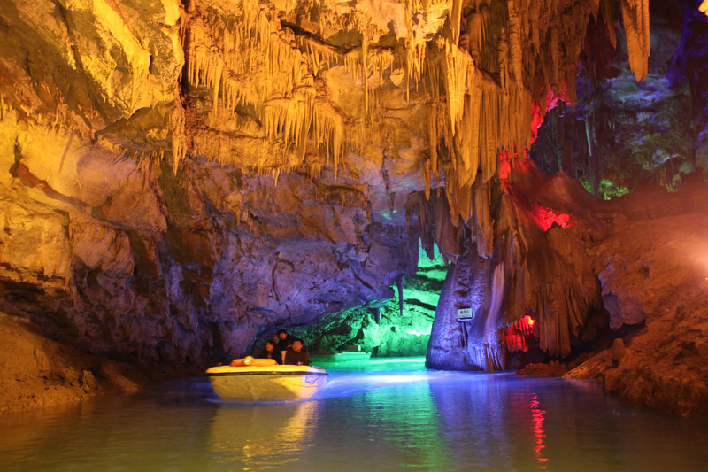 去本溪水洞! !在线等!3个人想去!可是已经没有