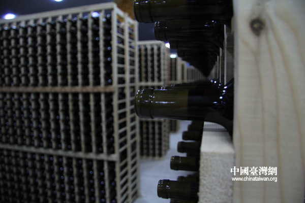 走深加工之路 伊春蓝莓酒争世界第一