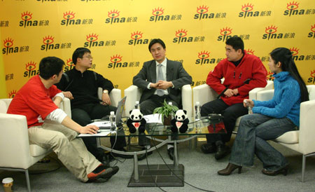 央视记者做客新浪聊亲历赠台大熊猫遴选(实录)
