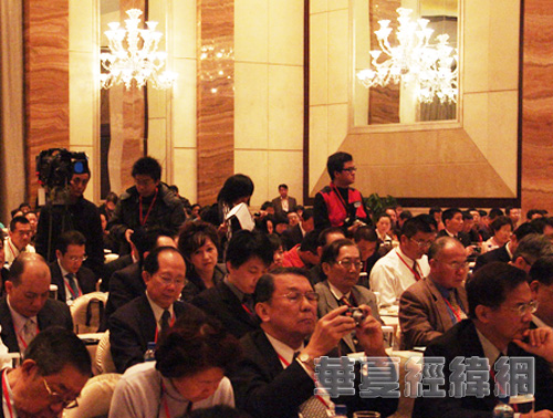 海峡两岸经贸科技合作大会在西安隆重开幕