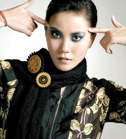 虎年春晚闫妮遭淘汰 王菲将以春晚造型悬空登场