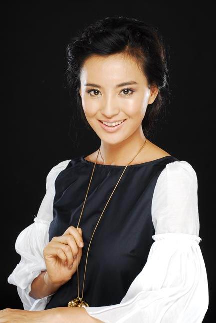 资料:艺人莫小奇简介