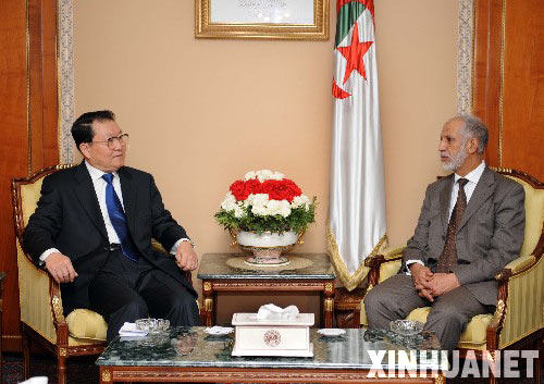 3��23�գ����ڰ��������Ƿ��ʵ��й��������ξֳ�ί��������������������������������������ǰ������թ������ȡ����չ���ķ�� �»������ ��ռ����