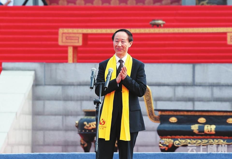 丁酉年世界华人炎帝故里寻根节隆重举行 丁酉年世界华人炎帝故里寻根节隆重举行
