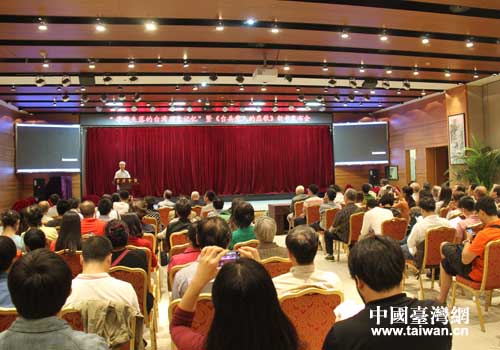 新书发布会现场