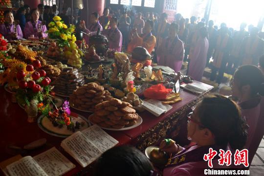 诵经团为台湾地震灾区诵经祈福
