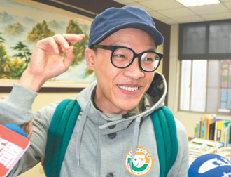 台湾艺人卢广仲今退伍将复出重返演唱舞台