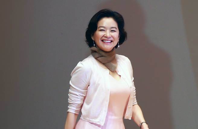 ����ϼ��Ů�ϼ�ٻͦ�޶���ſ��ͼ��