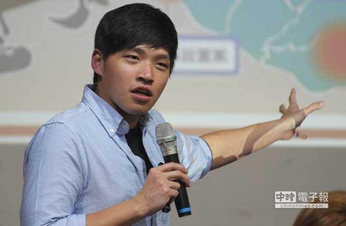 陈为廷曾对女子袭胸 警员:他当时态度冷静异常(图)
