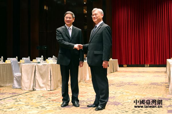 5月23日下午，张志军与夏立言在金门举行两岸事务主管部门负责人第三次会面