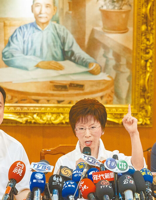 洪秀柱坦荡面对罹癌爆料，选举操弄成就抗癌英雄。（中时电子报图）