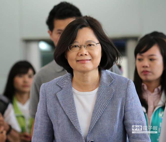 民进党参选人蔡英文希望副手人选“历练充足、有很强的沟通能量，又能领导团队”。