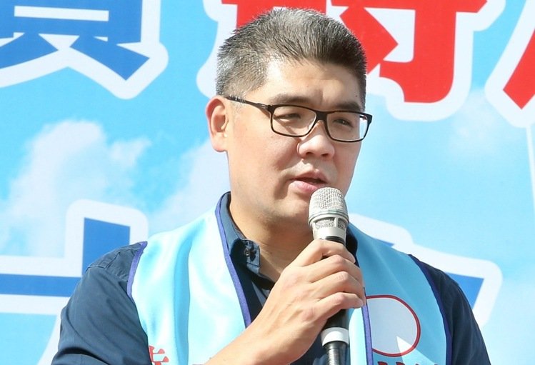 被爆耍特权延误班机 连胜文怒斥报道不实