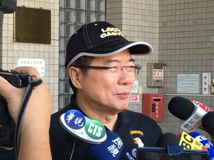 蔡正元批绿营急审党产条例不管太平岛 意在转移焦点