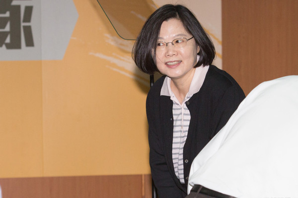 先挣它1个亿! 台湾经济低迷 蔡英文瞄中陆生钱包？