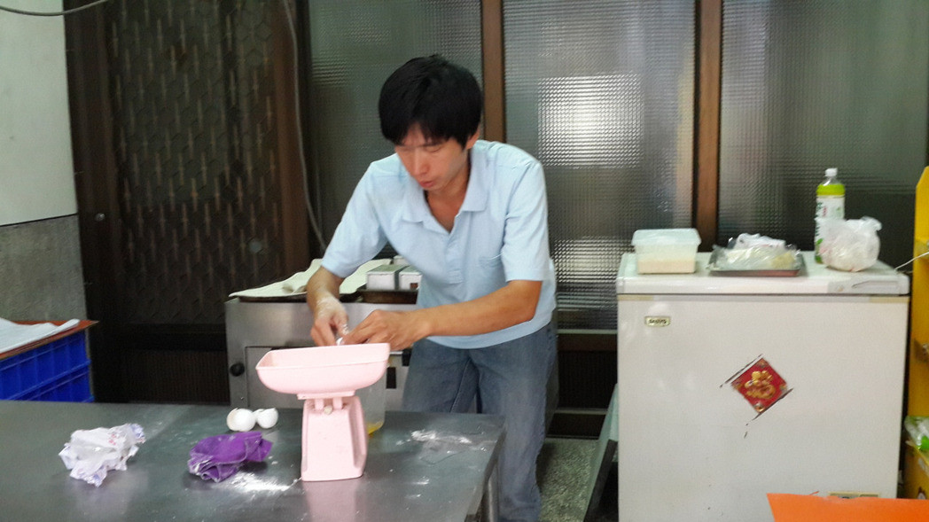高雄市面包师傅黄士福