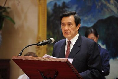 马英九：台军不论军阶要自重自爱（图）