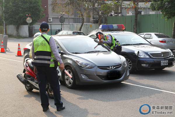 为减少酒驾肇事率，台北市府拟推再犯受刑人入监戒瘾。（东森新闻图 记者徐文彬摄）