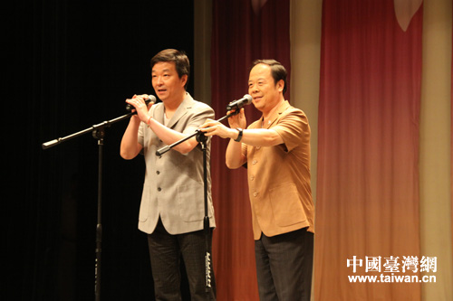 参加演出的著名相声演员马云路、刘捷 参加演出的著名相声演员马云路、刘捷