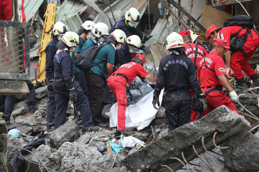 最新消息：高雄燃气爆炸致28人死亡284受伤