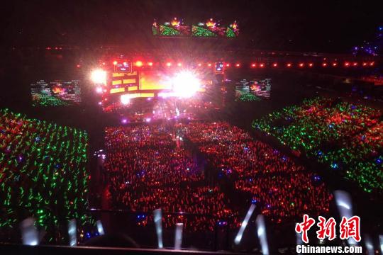 万人规模二次元演唱会在沪举行“95后”成购票主力军
