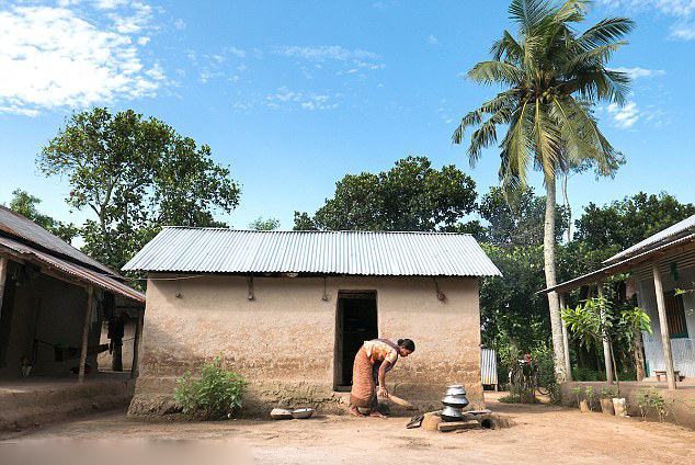 �ϼ�����ĸŮ��ͬ��һ�� �Ҹ�����45��