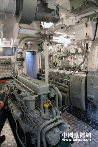 万里海疆巡礼:探访"海上轻骑兵"037型猎潜艇(组图)