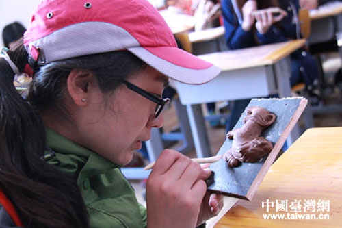 ר����־�����ຣ��ѧ�������ȹ�����֮����