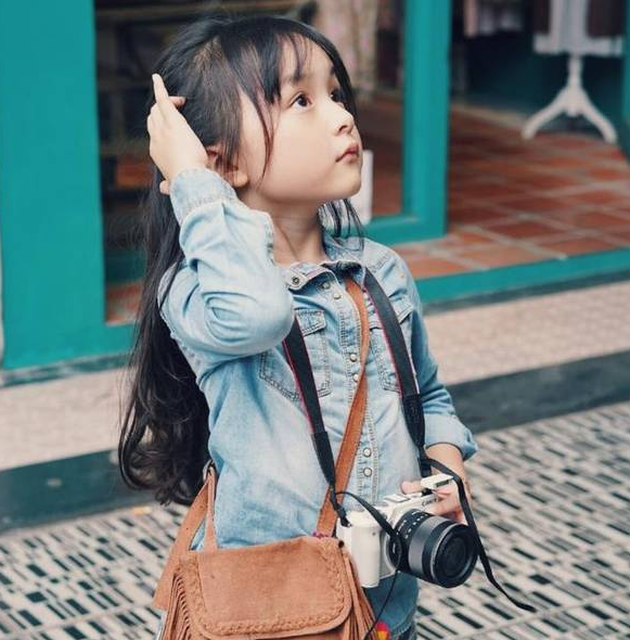 《芈月传》首播 小芈月刘楚恬大眼萌抢风头