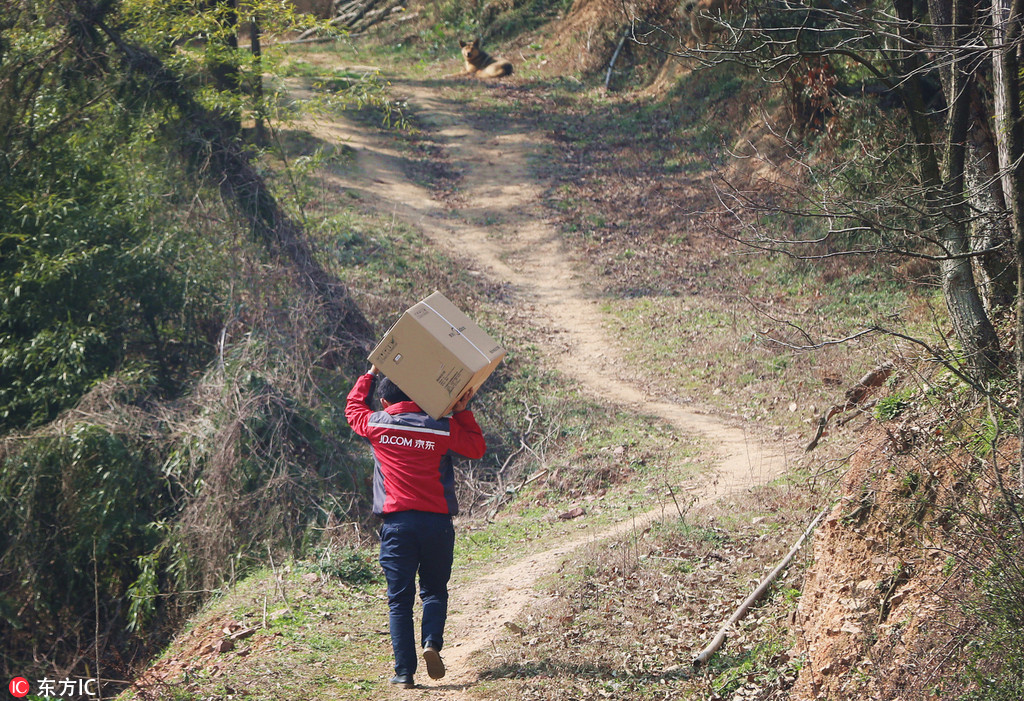 不只是外卖哥与快递员 我们还奔波在人生路上