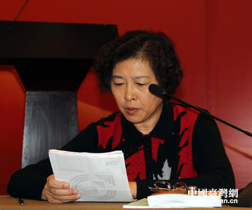 全国台研会副秘书长杨立宪对论坛作了总结发言.(中国台湾网 李杰 摄)