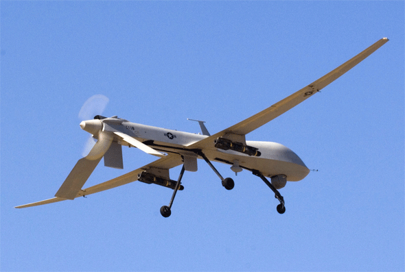 美国空军mq-1型"捕食者"无人攻击机