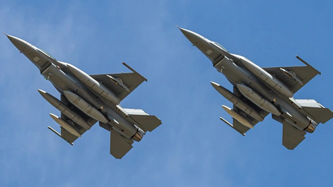 F-16V战机交付再生变？台湾对美军购买不来安全只会被榨干吃净！