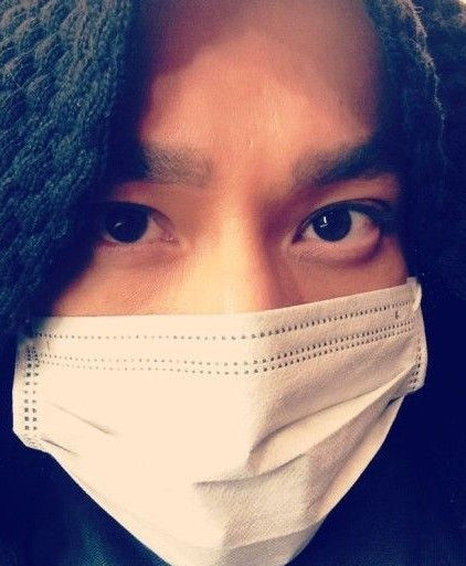 雾霾pm2.5出街扮潮 学明星戴口罩自在呼吸