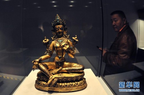 99尊佛像齐聚首博 最珍贵一尊价值2亿元_时政新闻_中国台湾网