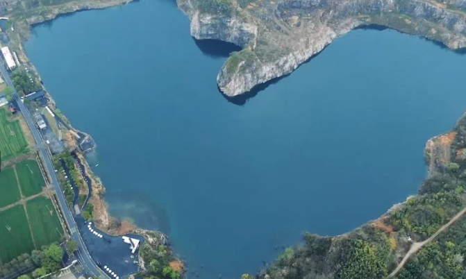 �������й�������ˮůѼ��֪��һ�ҡ��忧���Ĺ�������