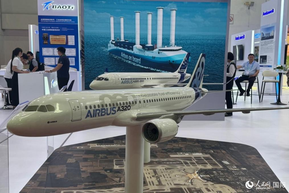 ������տ�չ��չ����A320�ɻ�ģ�͡������� ��ٻٻ��