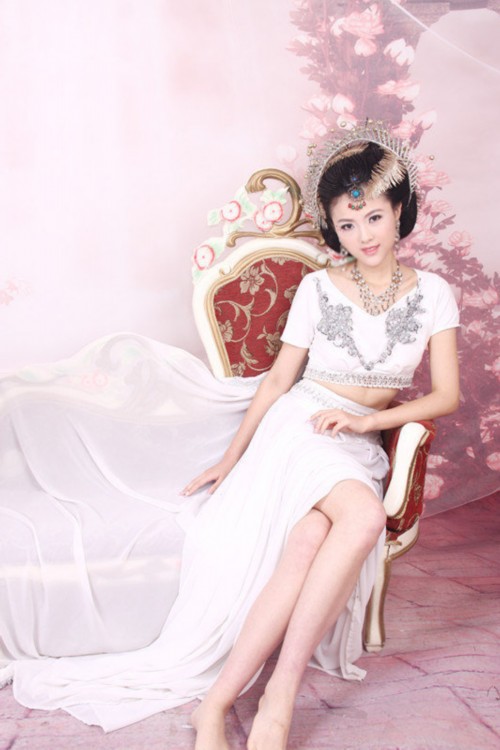 复旦门萨女神张安琪走红复旦四大学霸集体亮相组图