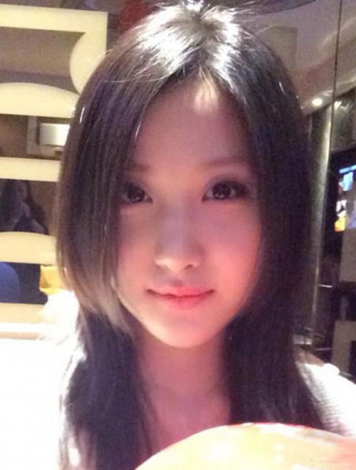 剑桥女博士美照走红 被赞"人生赢家"