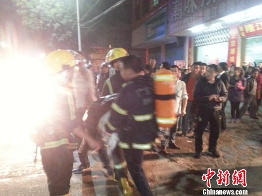 �綯�����ʱ��ը�������� ���˱���6�˻��