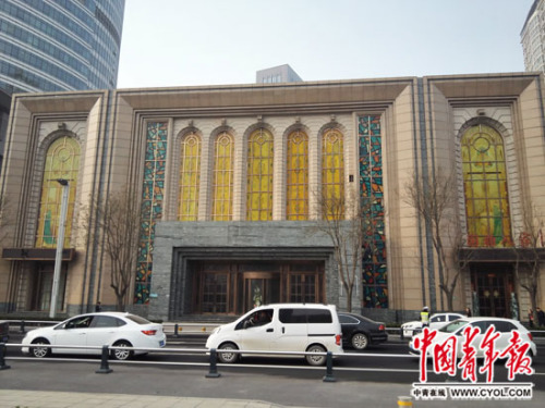 新闻中心 大陆 社会     郑州"皇家一号"案发至今两年有余,已有87名