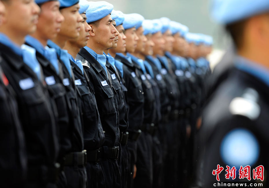 中国第八支赴海地维和部队凯旋