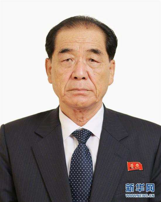 朝鲜公布朝鲜劳动党政治局常委肖像(组图)